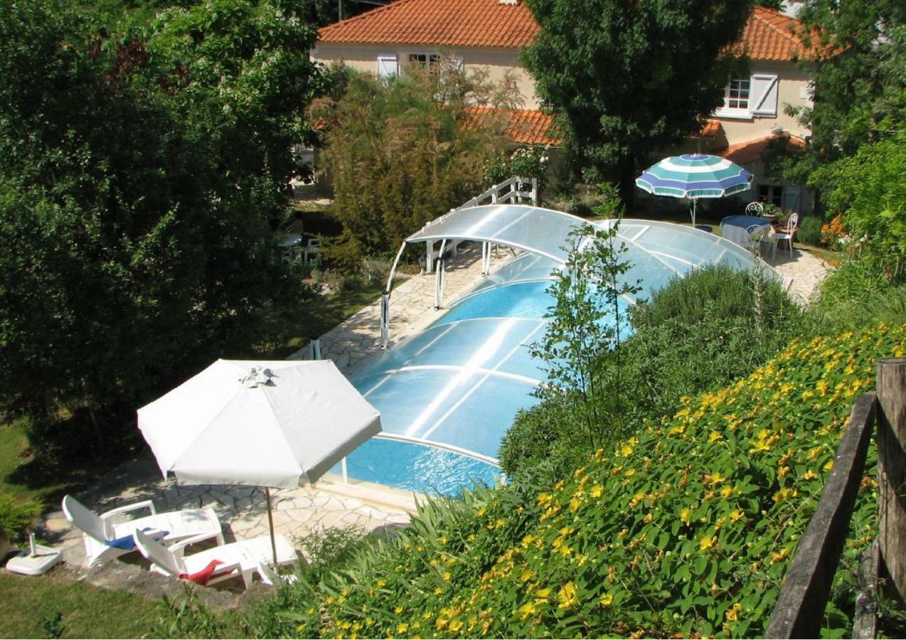 לינה וארוחת בוקר וולואר Le Petit Massigny מראה חיצוני תמונה